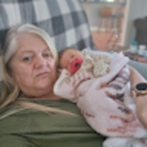 Meet your Posher, Kathi - Picture 1 of 1